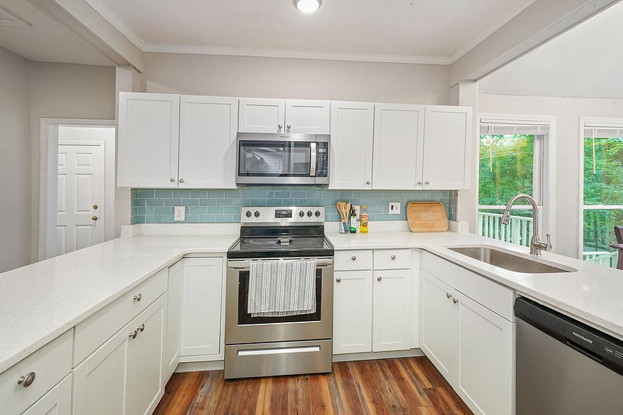 Furnished Finder property 439248_1 photo 6