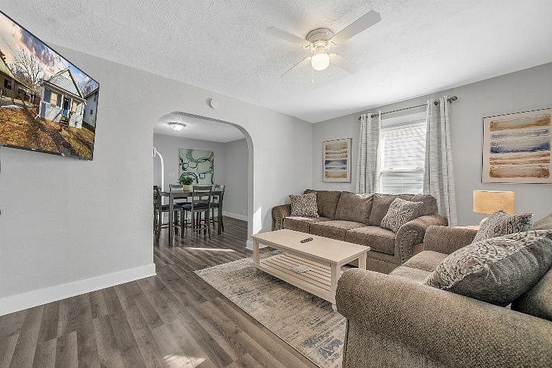 Furnished Finder property 439262_1 photo 3