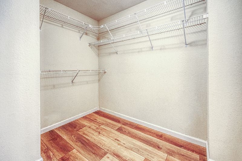 Furnished Finder property 439277_1 photo 24