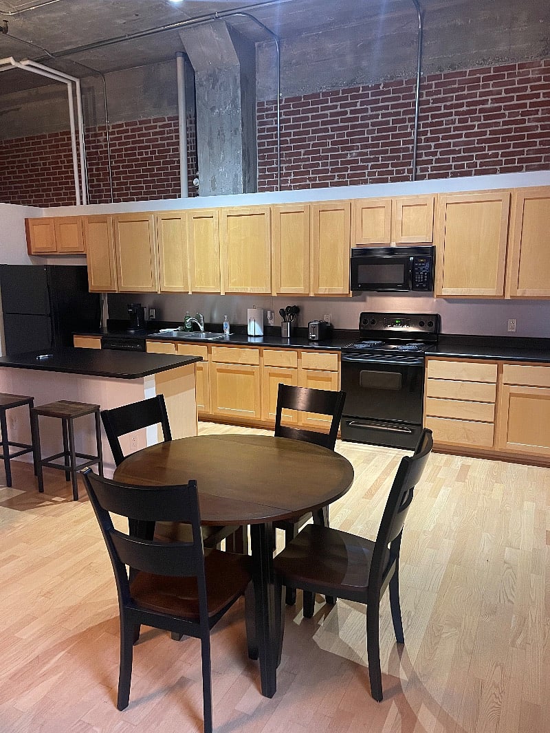 Furnished Finder property 439308_1 photo 4