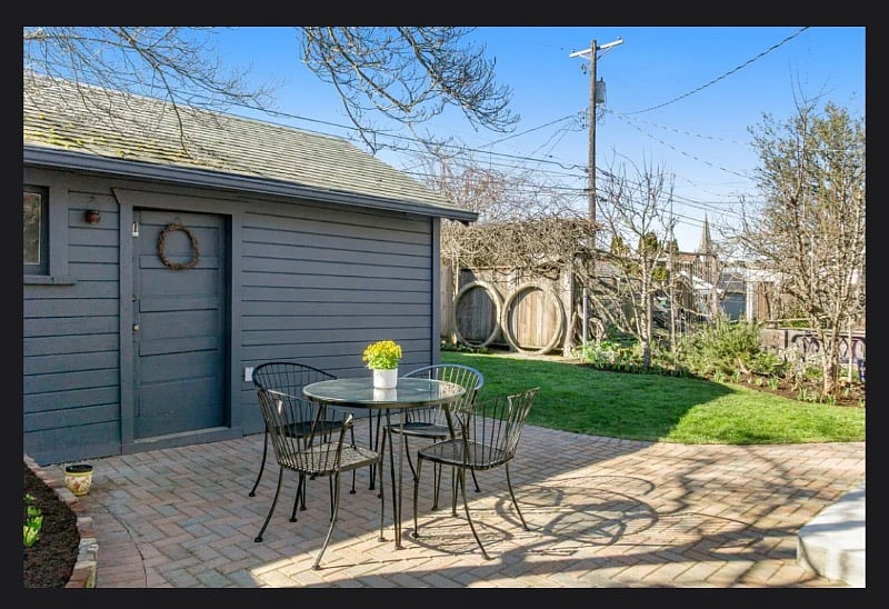 Another view of the back patio