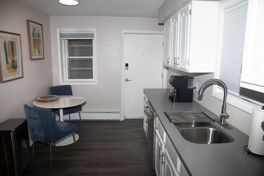 Furnished Finder property 439331_1 photo 4