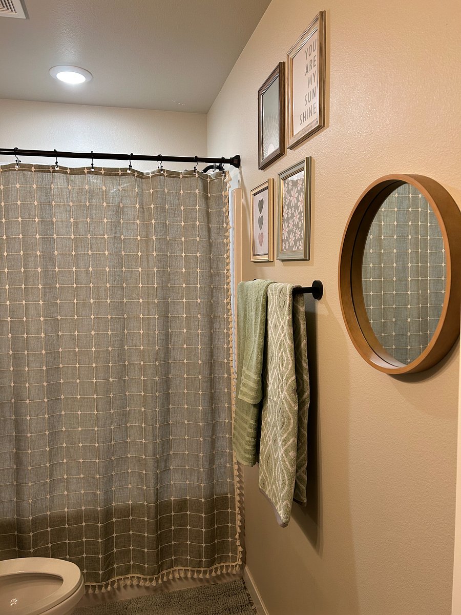 Furnished Finder property 439426_1 photo 8