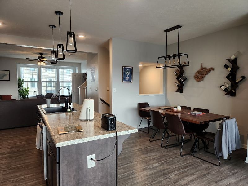 Furnished Finder property 439436_1 photo 11
