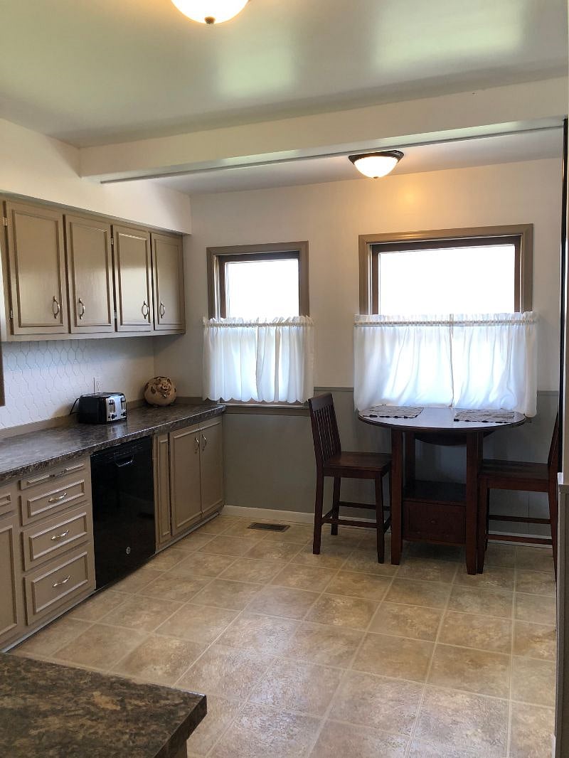 Furnished Finder property 439462_1 photo 15