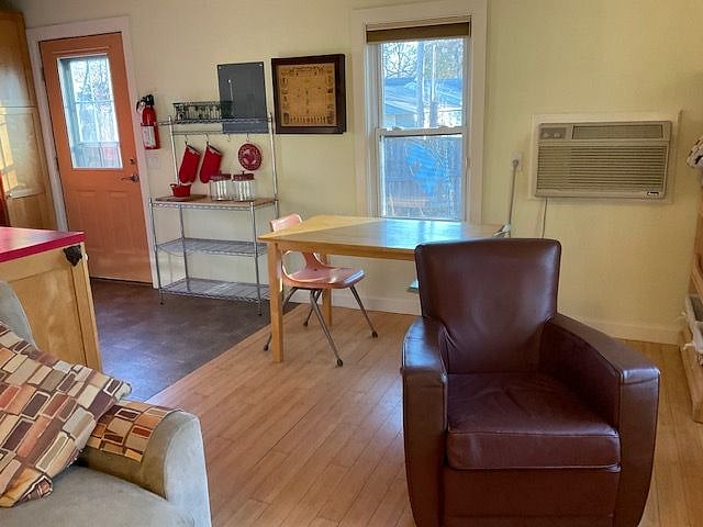 Furnished Finder property 439465_1 photo 6