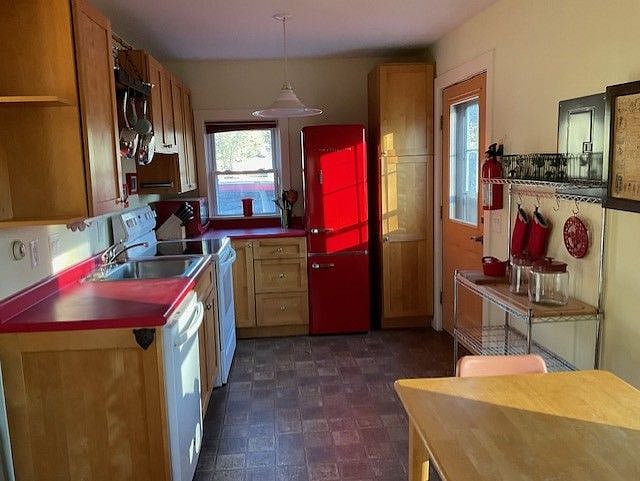 Furnished Finder property 439465_1 photo 3