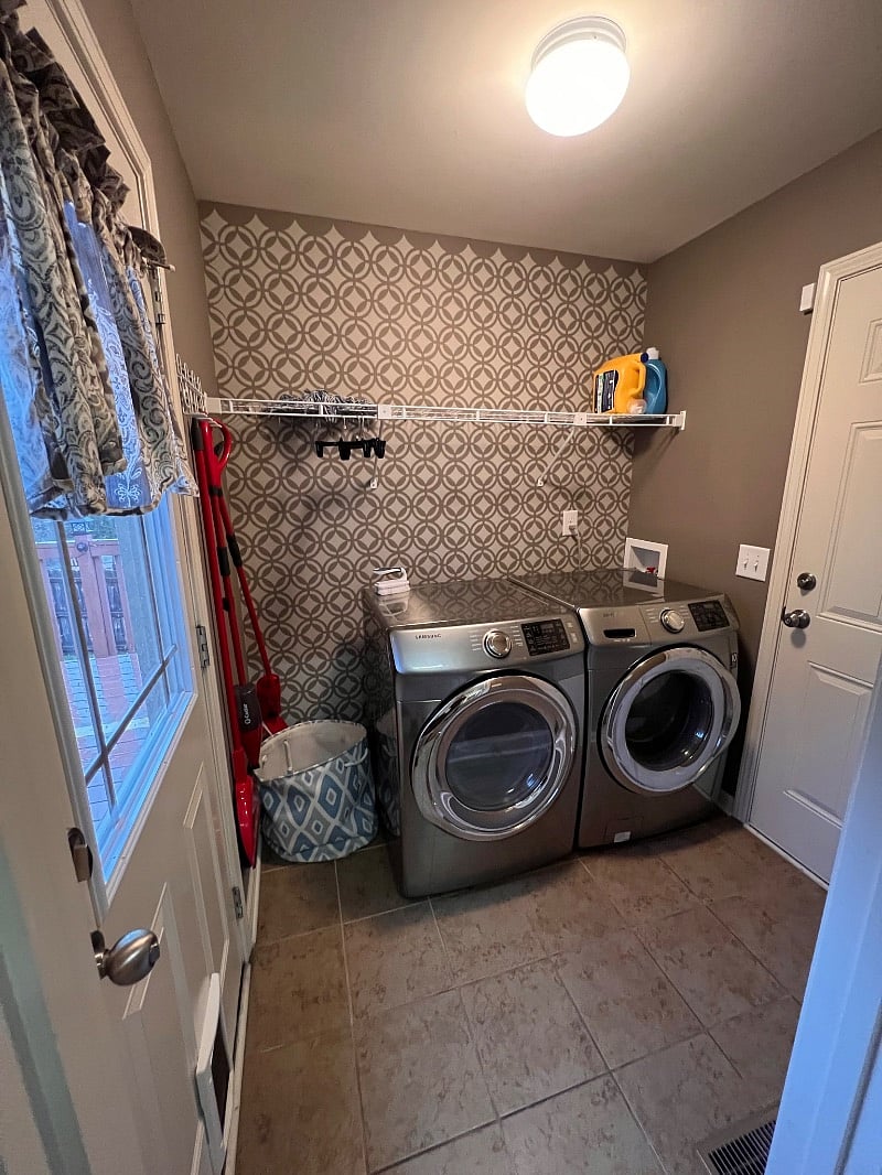 Furnished Finder property 439512_1 photo 16