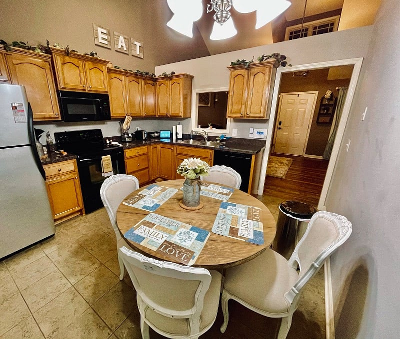 Furnished Finder property 439512_1 photo 25