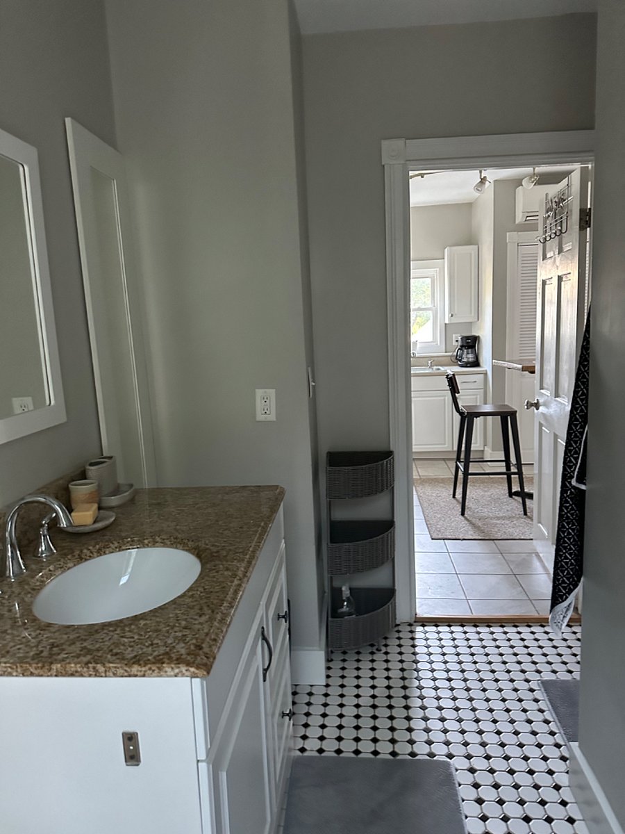 Furnished Finder property 439524_1 photo 13
