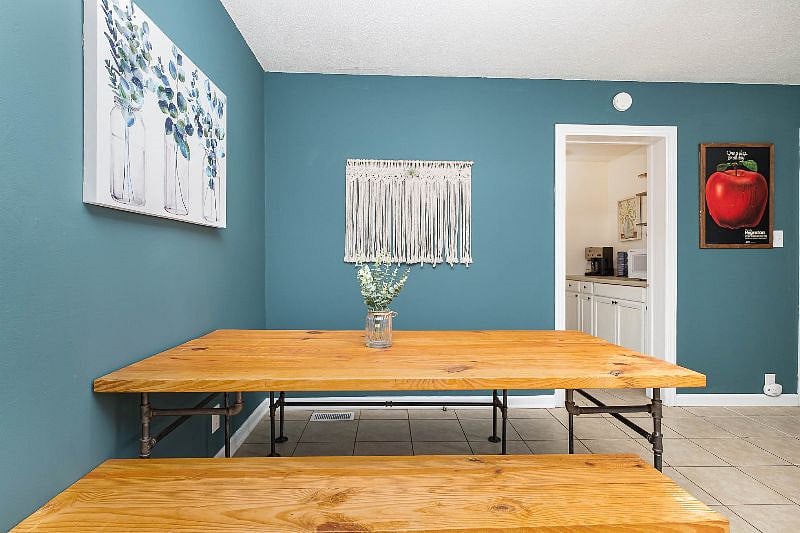 Furnished Finder property 439526_1 photo 8