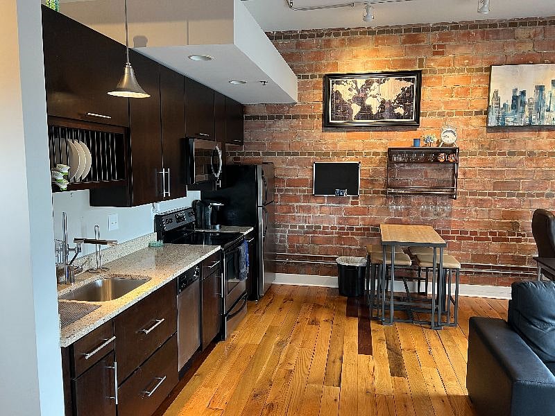 Furnished Finder property 439527_1 photo 8