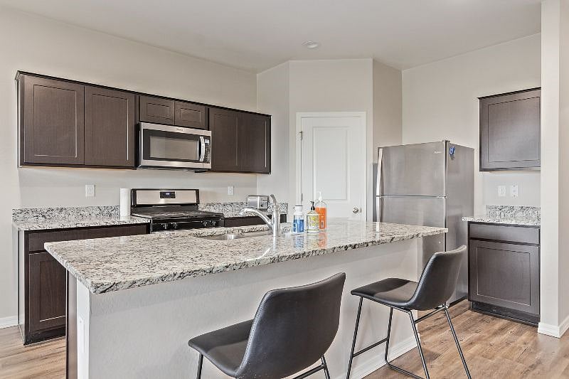 Furnished Finder property 439558_1 photo 5