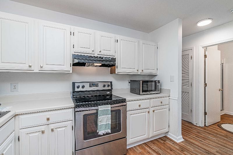 Furnished Finder property 439565_1 photo 8
