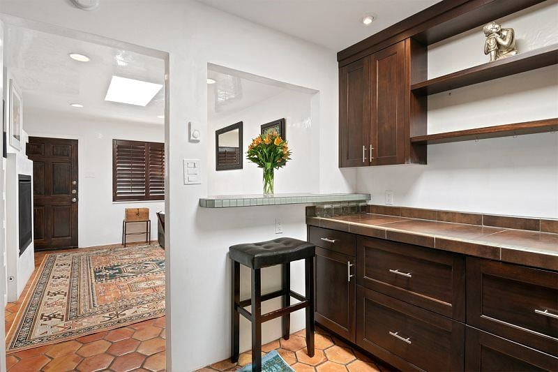 Furnished Finder property 439583_1 photo 3