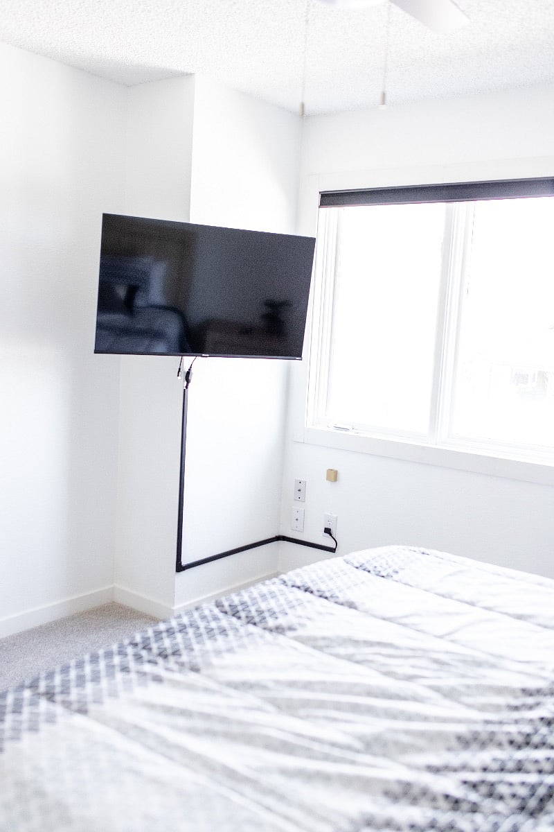 Secondary bedroom.