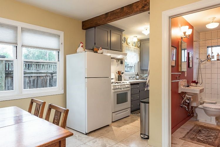 Furnished Finder property 439662_1 photo 12