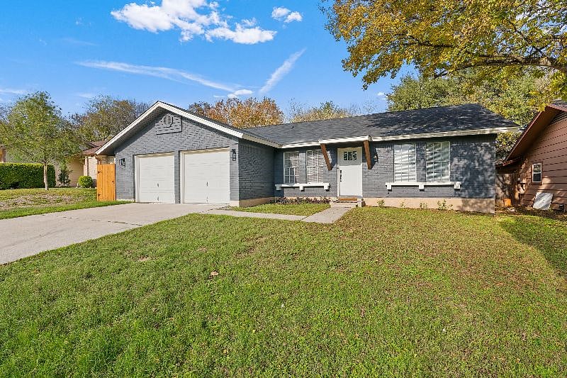 Welcome to our newly remodeled South Austin retreat, thoughtfully designed with a warm, boho-inspired aesthetic.