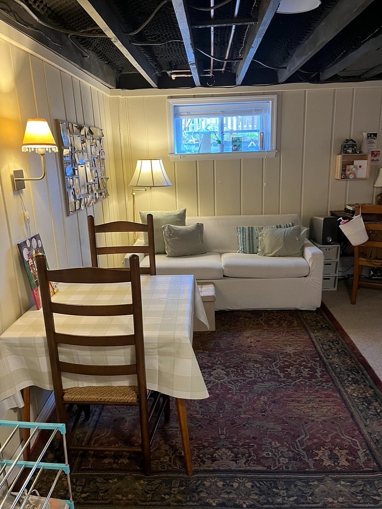 dining/living area w/desk