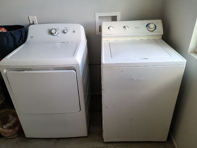 Shared washer and dryer