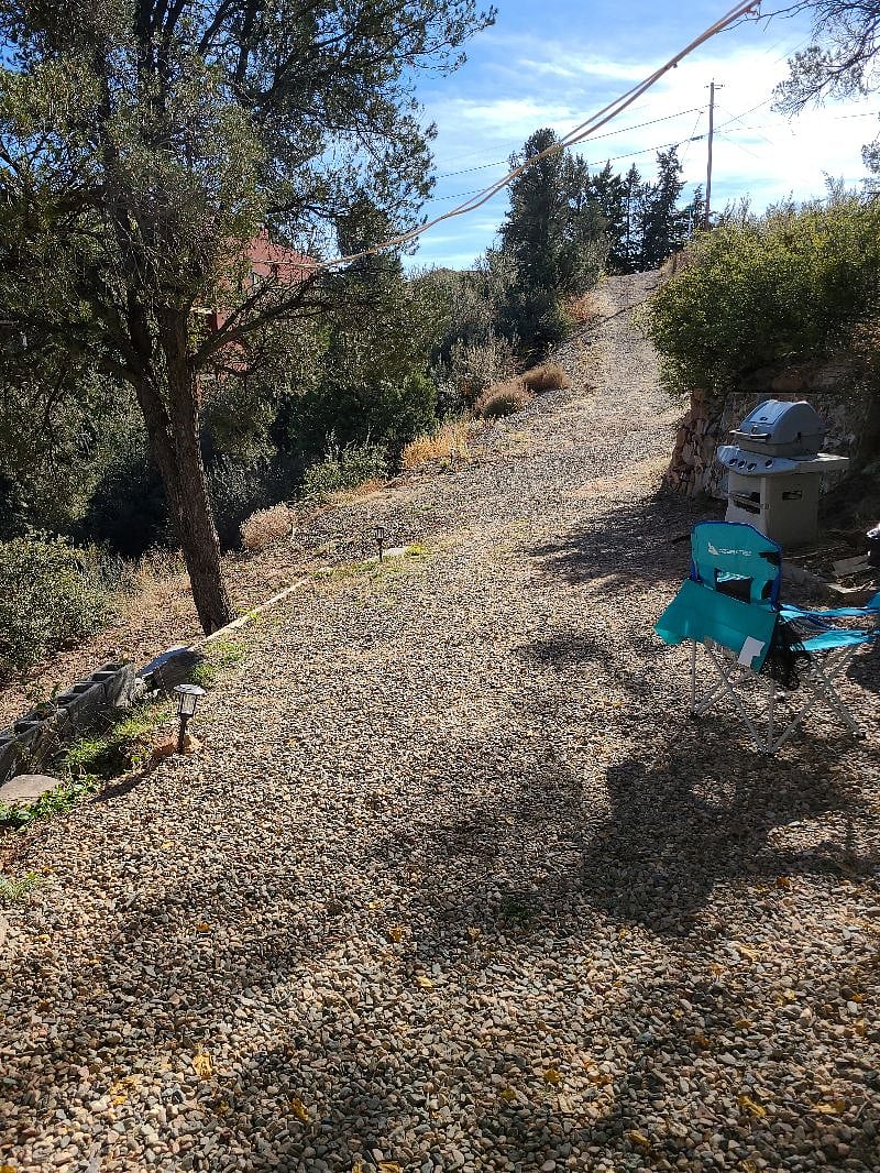 Private dirt driveway