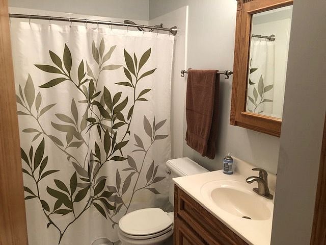 Full bathroom has tub and shower. All toiletries are included and stocked for you.