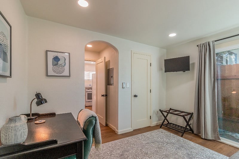 Furnished Finder property 439797_1 photo 10