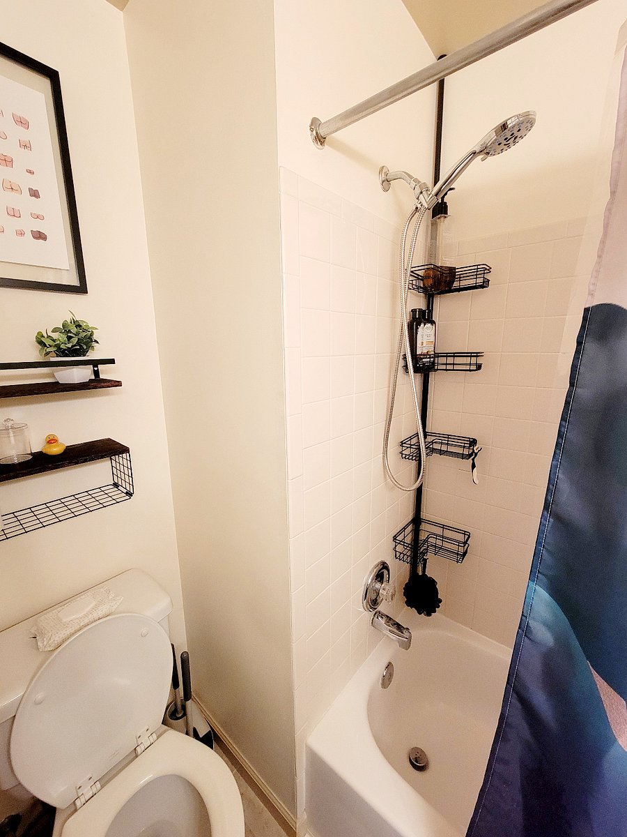 Note: Bathroom not attached and in the hallway. Private to tenant in Blue Bedroom