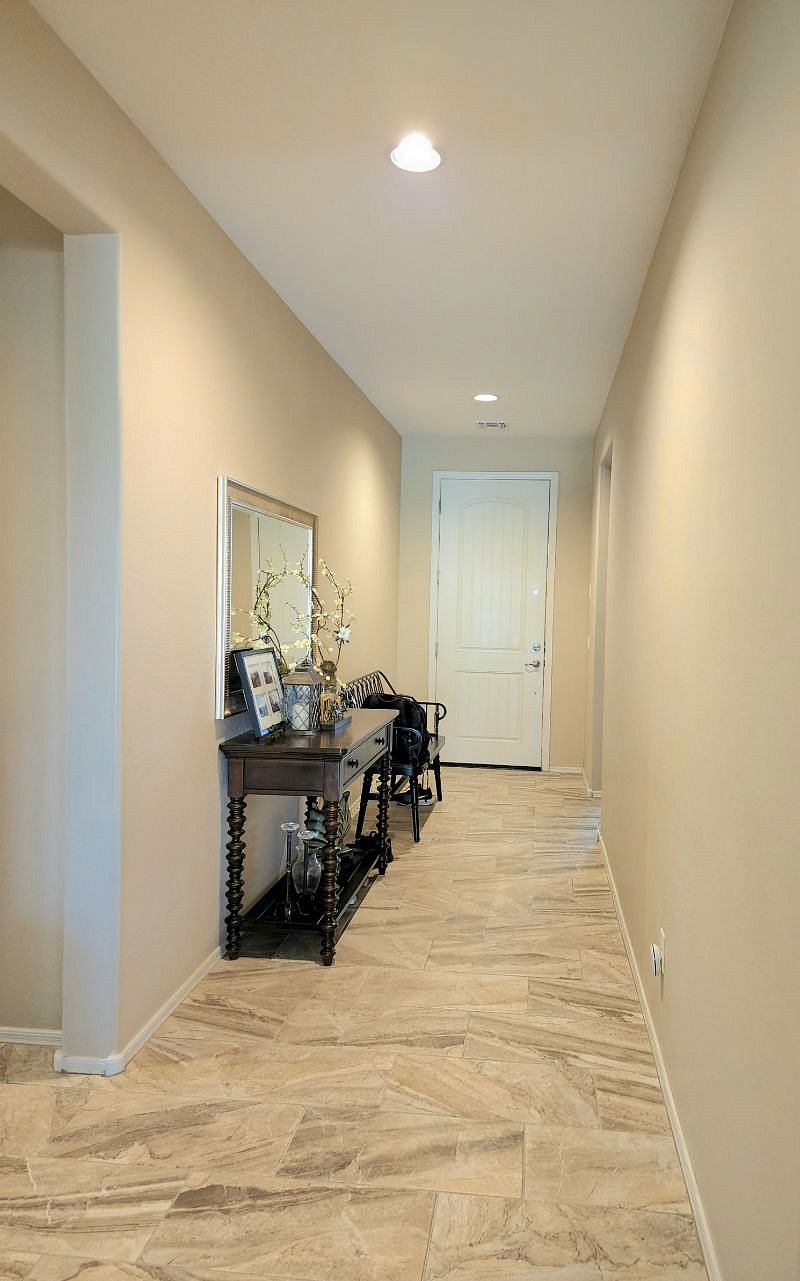 Furnished Finder property 439818_1 photo 15