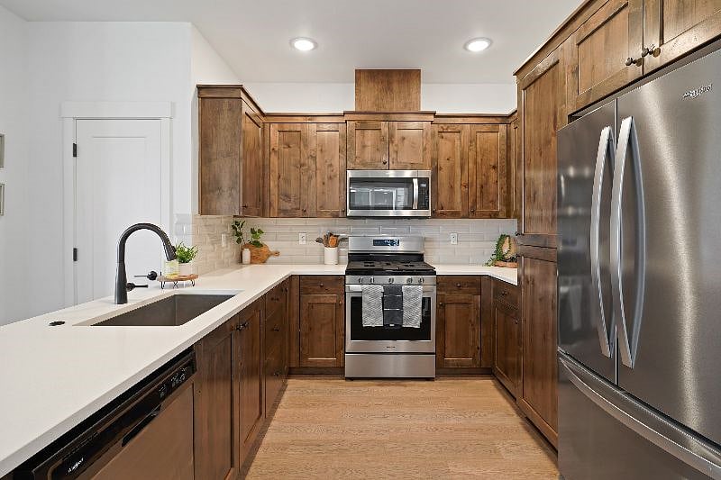 Furnished Finder property 439823_1 photo 15