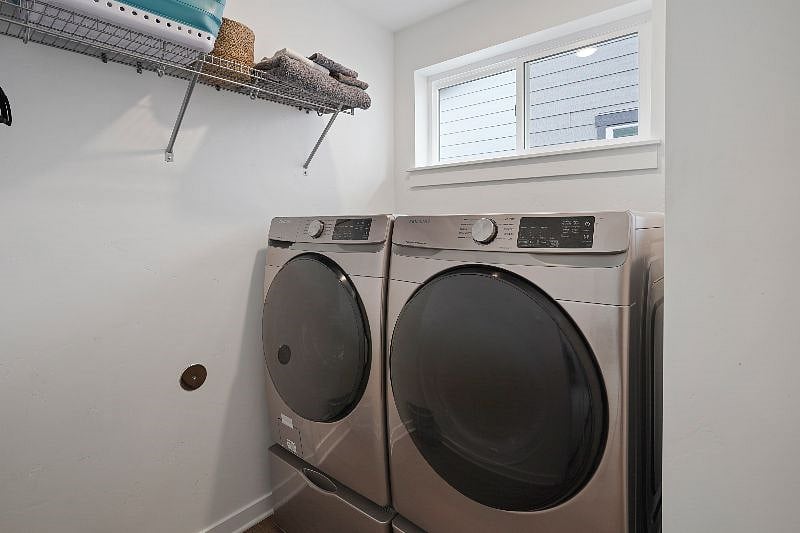 Furnished Finder property 439823_1 photo 26
