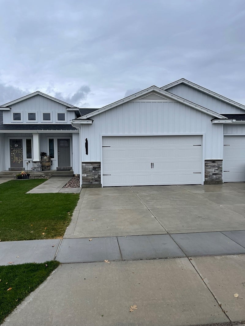 Furnished Finder property 439842_1 photo 1