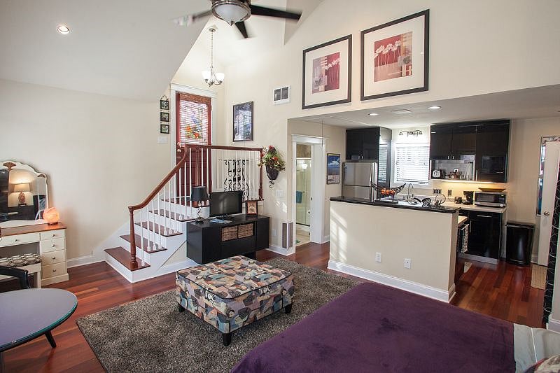 Furnished Finder property 439844_1 photo 8
