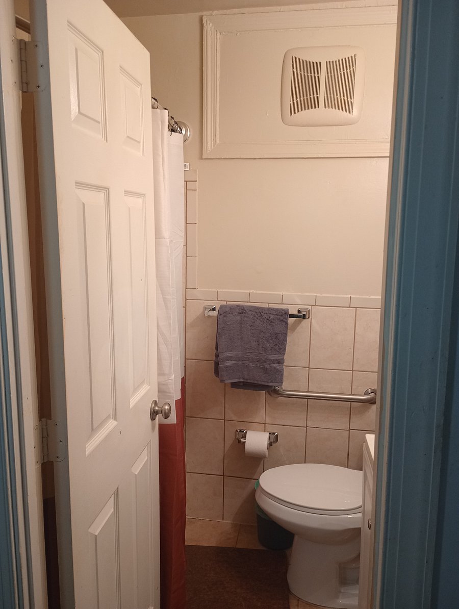Furnished Finder property 439852_1 photo 8