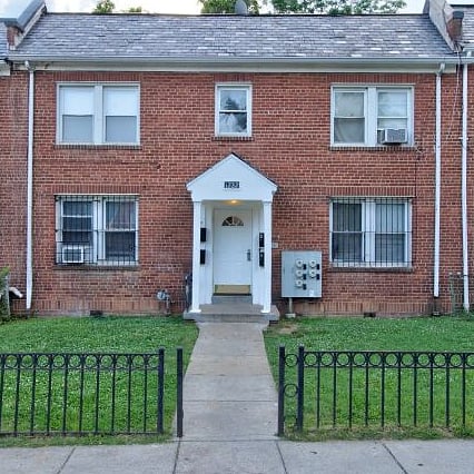 Furnished Finder property 439852_2 photo 17