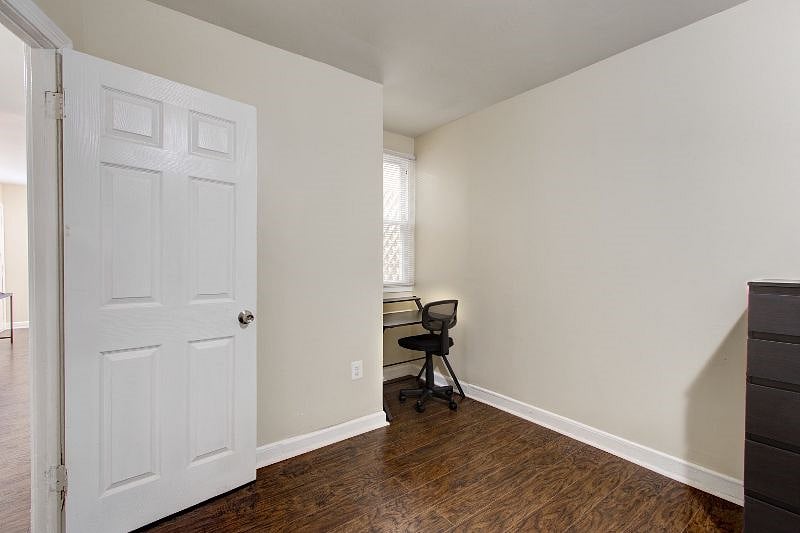 Furnished Finder property 439852_2 photo 12
