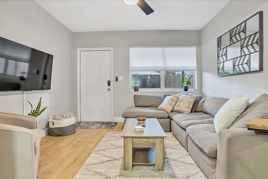 Furnished Finder property 439857_1 photo 3