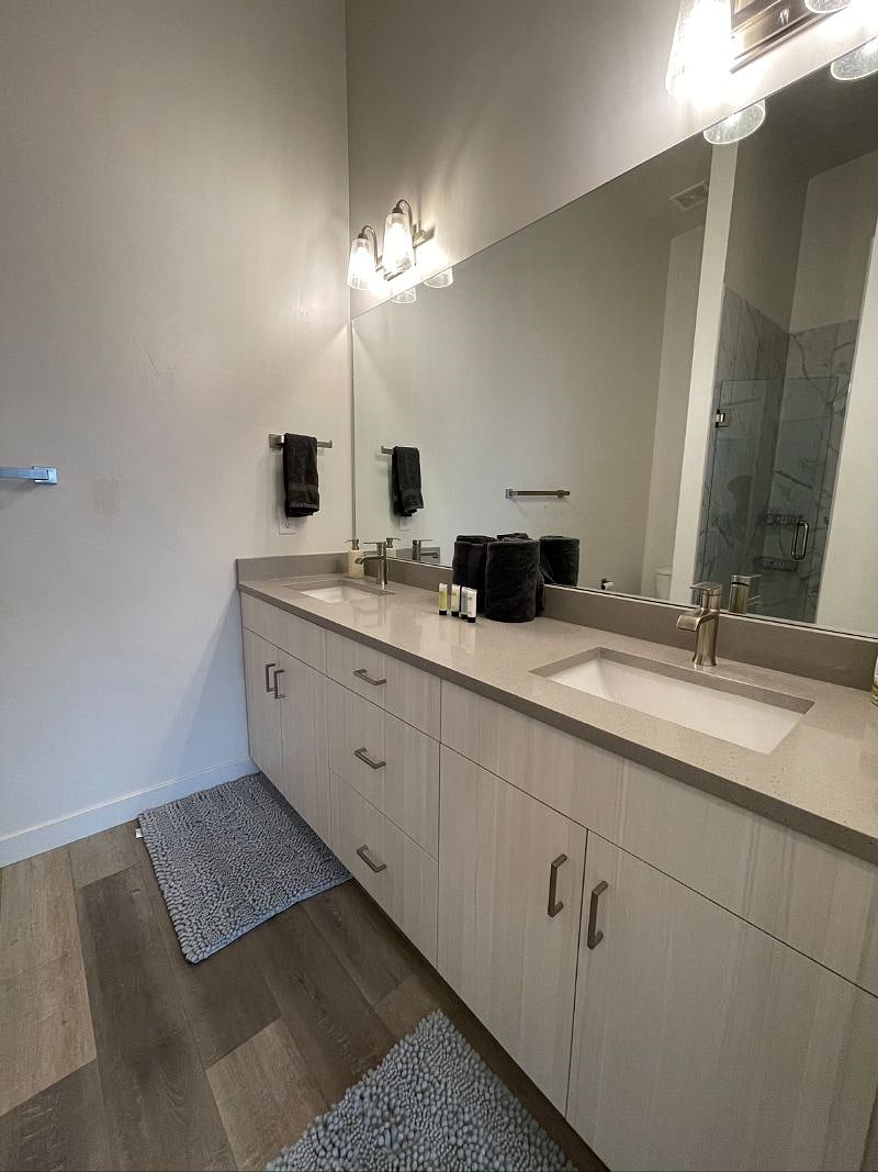 Furnished Finder property 439895_1 photo 16