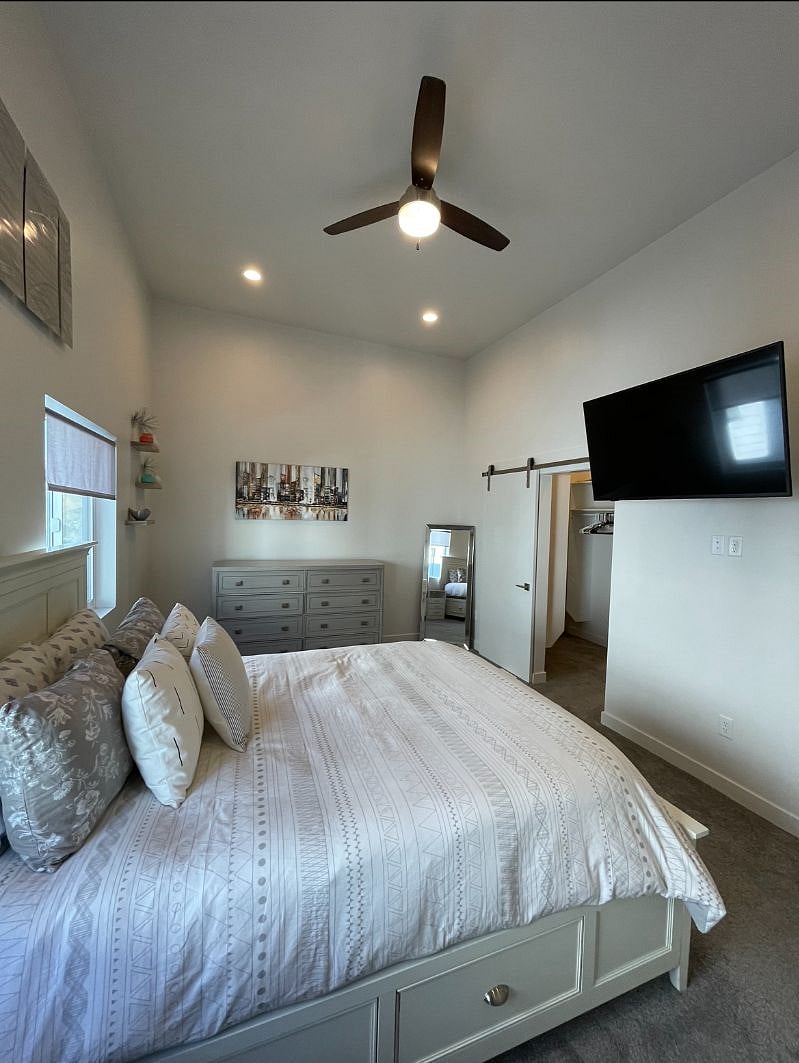 Furnished Finder property 439895_1 photo 9