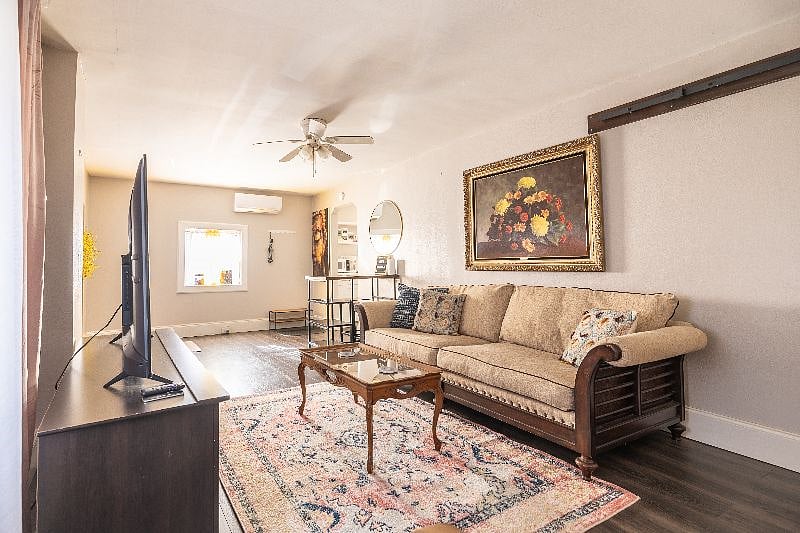 Furnished Finder property 439905_1 photo 21