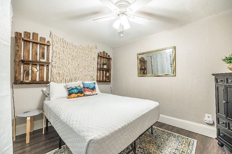 Furnished Finder property 439905_1 photo 9
