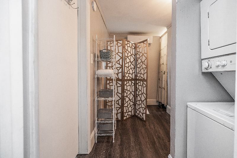 Furnished Finder property 439905_1 photo 11