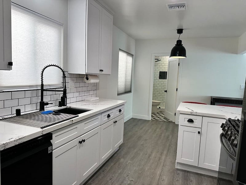 Furnished Finder property 439964_3 photo 16