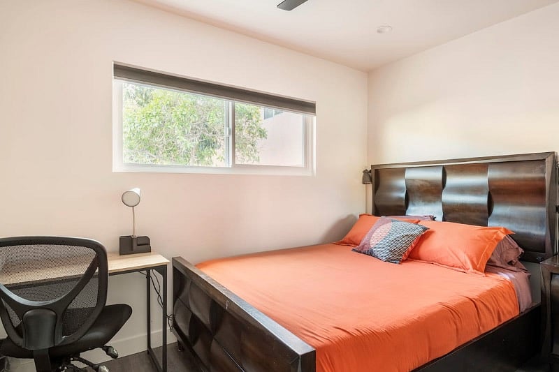 Furnished Finder property 439964_3 photo 35