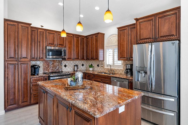 Furnished Finder property 440019_1 photo 6