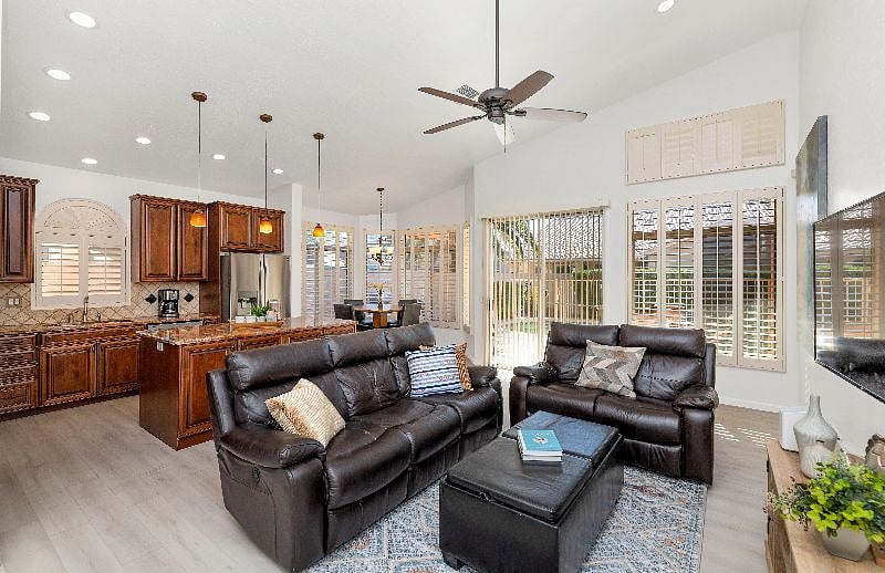 Furnished Finder property 440019_1 photo 8