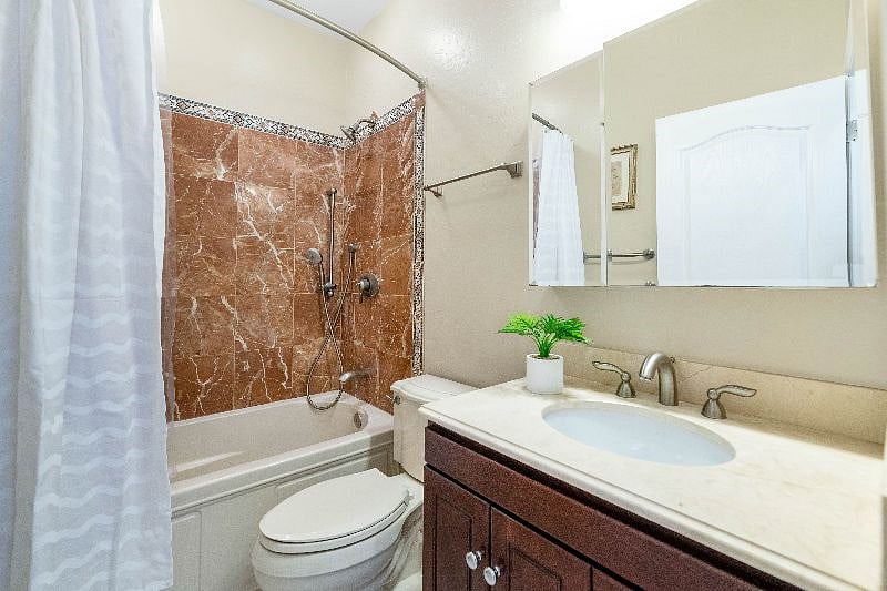 Furnished Finder property 440019_1 photo 21