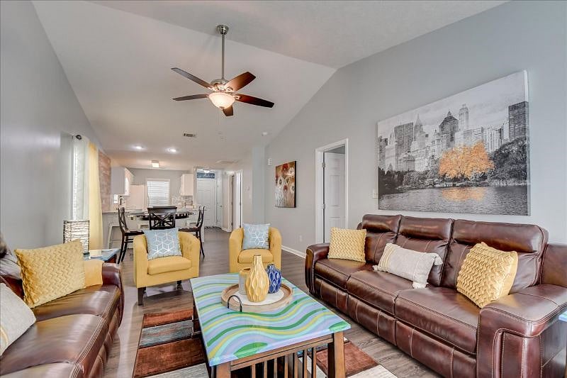 Furnished Finder property 440080_1 photo 1