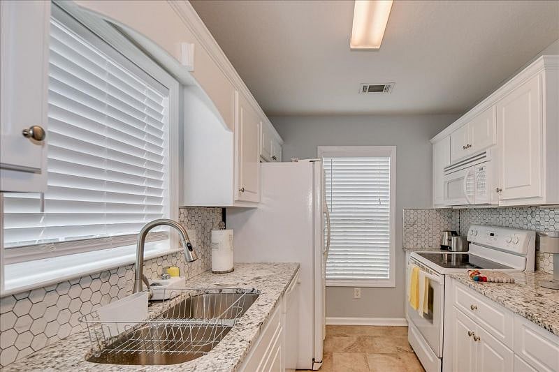 Furnished Finder property 440080_1 photo 14