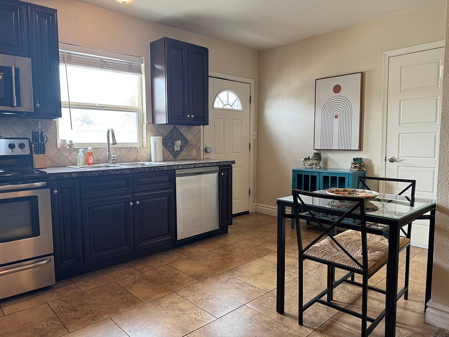 Furnished Finder property 440094_1 photo 9